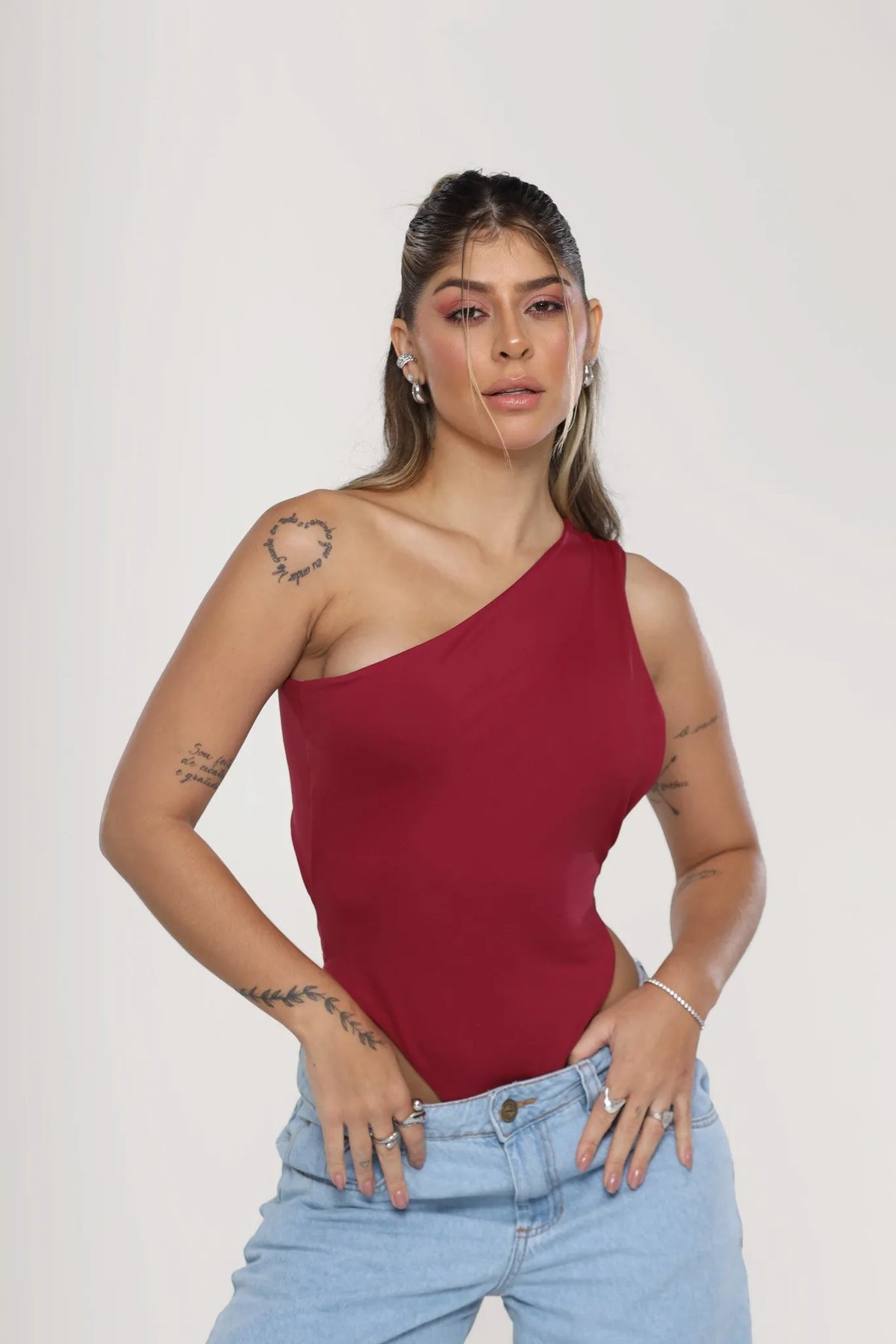 Body Pamela Cavado Poliamida Um Ombro So Vinho